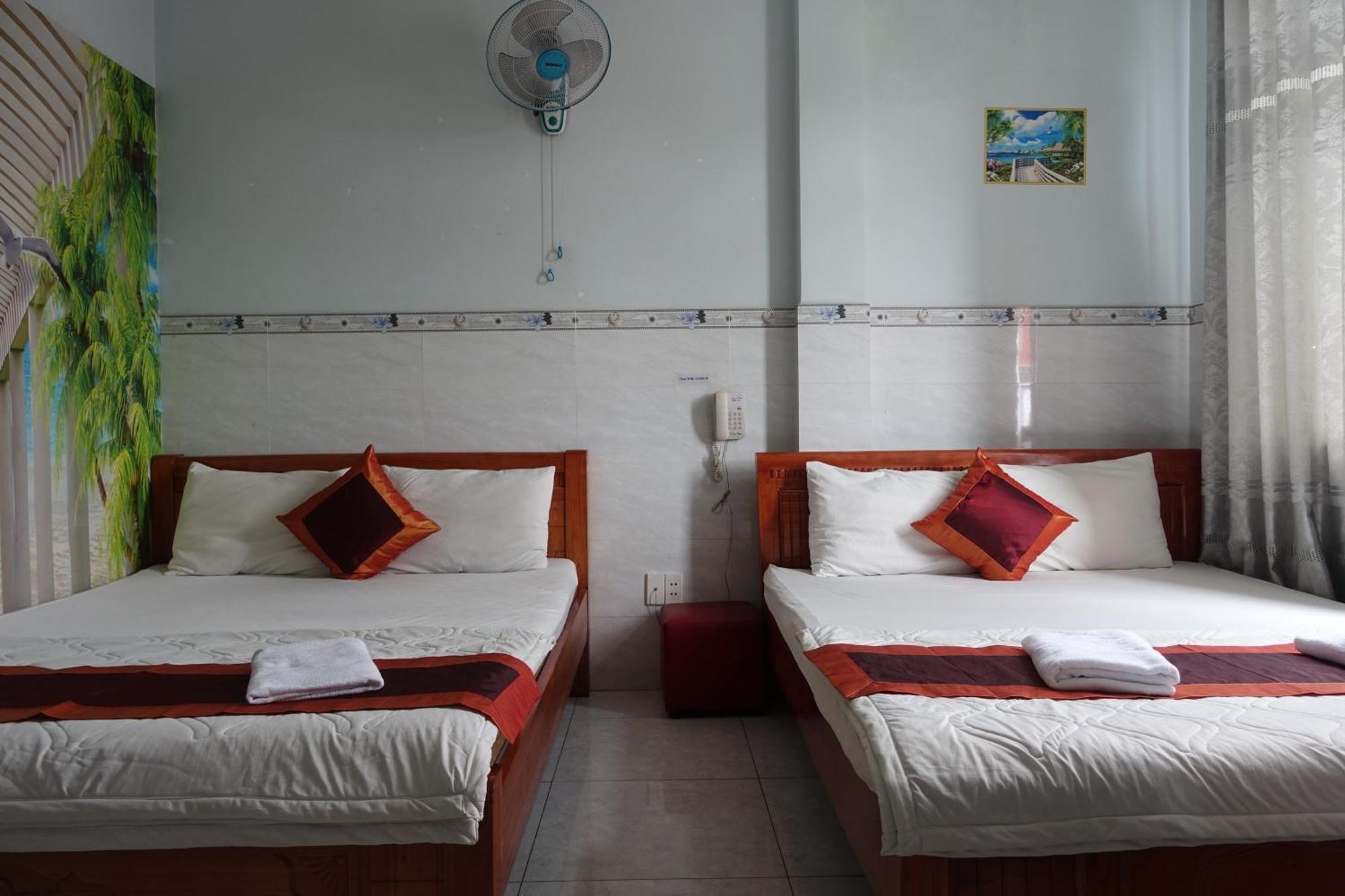 Khach San Nguyen Trung Hotel Ho Chi Minh City Exterior photo