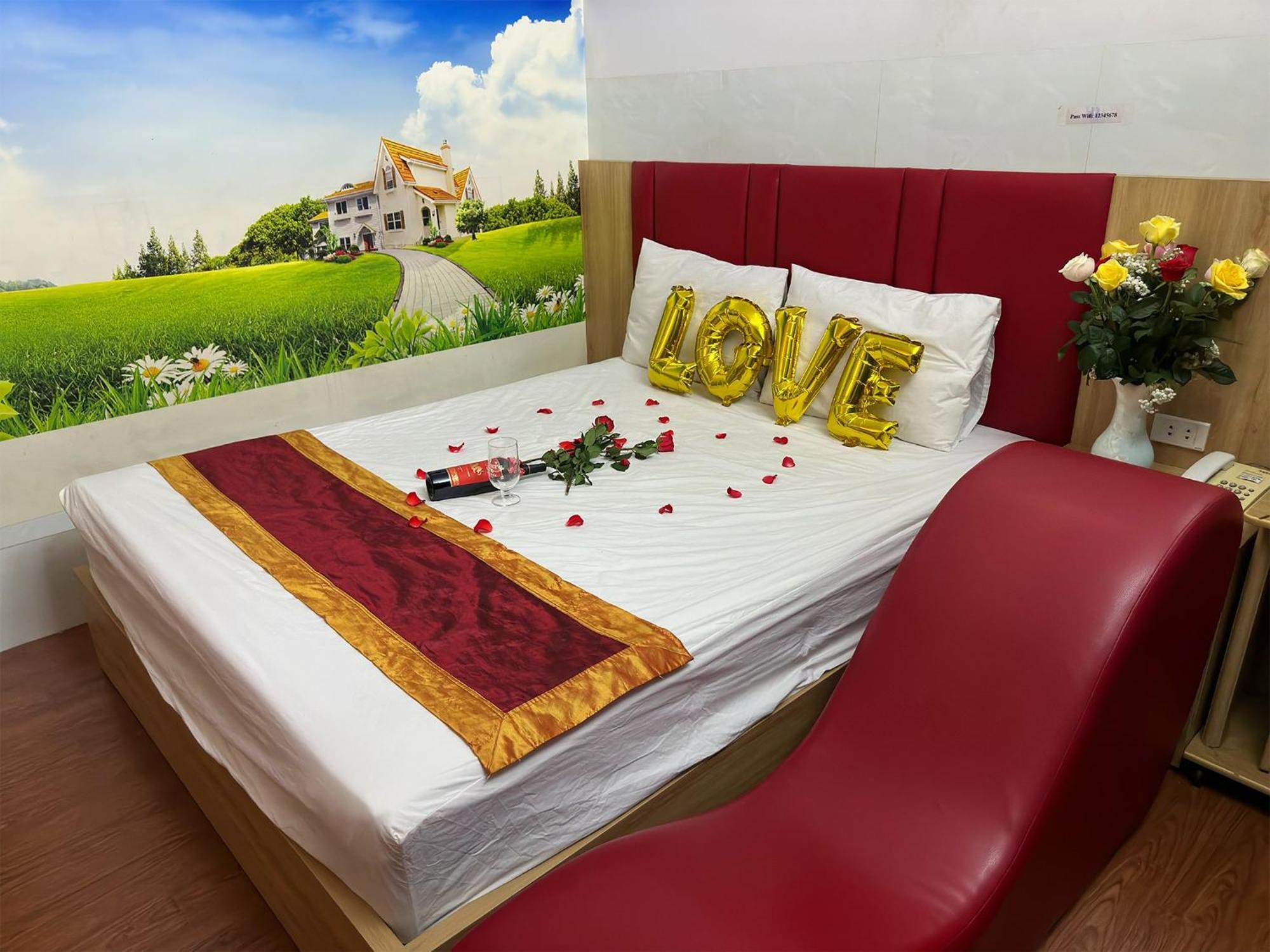 Khach San Nguyen Trung Hotel Ho Chi Minh City Exterior photo